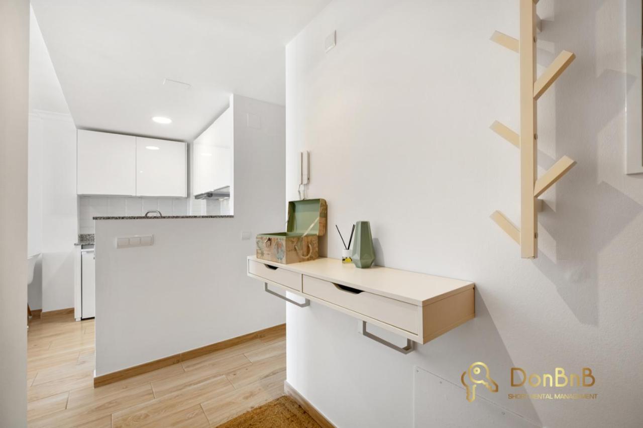 Cozy Apartment With Sea View And Private Parking In Fuengirola Exterior photo
